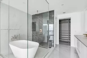 700 NE 24th St, Miami, FL 33137 - Photo 17