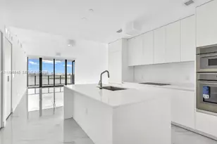 700 NE 24th St, Miami, FL 33137 - Photo 3