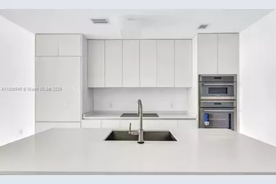 700 NE 24th St #706, Miami, FL 33137 - Photo 7