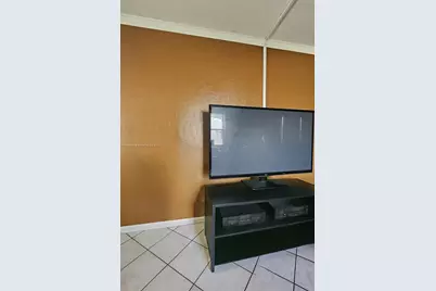 15770 NW 17th Pl, Miami Gardens, FL 33054 - Photo 13