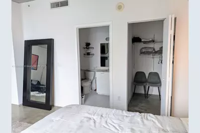 234 NE 3rd St #1204, Miami, FL 33132 - Photo 9