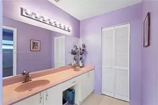 6090 NW 179th Terrace, Hialeah, FL 33015 - Photo 17