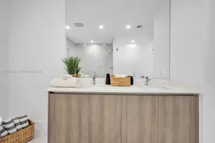 17550 Collins Ave, Sunny Isles Beach, FL 33160 - Photo 17