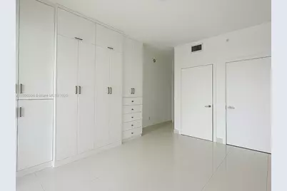 60 SW 13th St #3418, Miami, FL 33130 - Photo 11