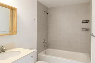 60 SW 13th St, Miami, FL 33130 - Photo 9