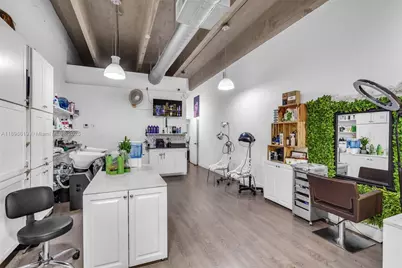 5737 SW 8th St, Miami, FL 33144 - Photo 5