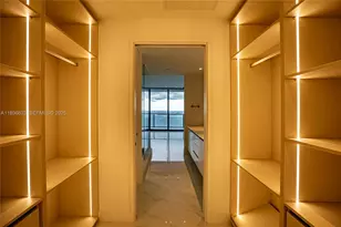 700 NE 24th St, Miami, FL 33137 - Photo 23