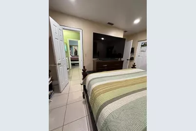 6922 SW 18th Ct, North Lauderdale, FL 33068 - Photo 19