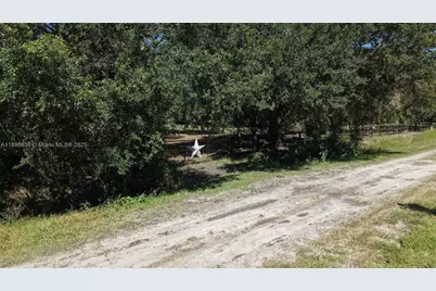 20125 NW 300th St, Okeechobee, FL 34972 - Photo 23