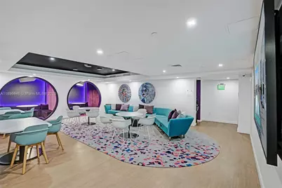 227 NE 2nd St #1610, Miami, FL 33132 - Photo 29