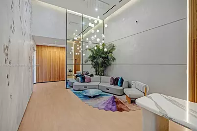 227 NE 2nd St #1610, Miami, FL 33132 - Photo 35