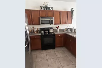 8867 W 35th Way, Hialeah, FL 33018 - Photo 7