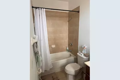 8867 W 35th Way, Hialeah, FL 33018 - Photo 13