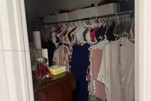 8867 W 35th Way, Hialeah, FL 33018 - Photo 9