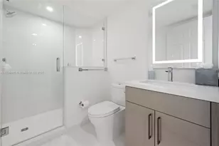 411 N New River Dr E, Fort Lauderdale, FL 33301 - Photo 17