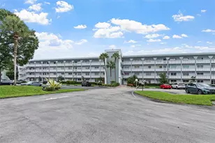 2802 Victoria Way, Coconut Creek, FL 33066 - Photo 1