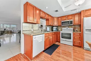 2802 Victoria Way, Coconut Creek, FL 33066 - Photo 1