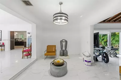 401 SW 28th Rd, Miami, FL 33129 - Photo 7