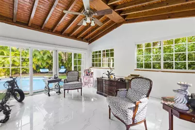 401 SW 28th Rd, Miami, FL 33129 - Photo 5