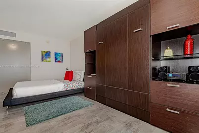 2301 Collins Ave #723, Miami Beach, FL 33139 - Photo 13