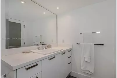 2301 Collins Ave #723, Miami Beach, FL 33139 - Photo 23