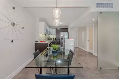 2301 Collins Ave #723, Miami Beach, FL 33139 - Photo 17