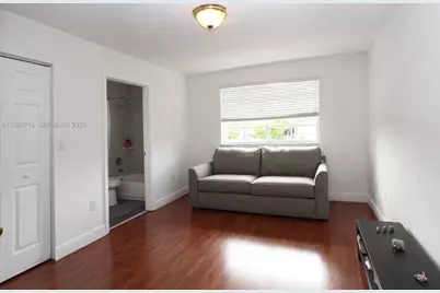 5755 NW 115th Ct #110, Doral, FL 33178 - Photo 17