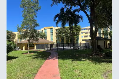 11780 SW 18th St #103-2, Miami, FL 33175 - Photo 3