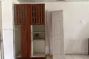 3954 NW 182nd Ln, Miami Gardens, FL 33055 - Photo 3