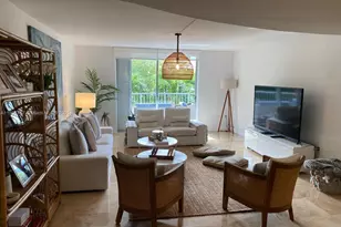 210 Sea View Dr, Key Biscayne, FL 33149 - Photo 3