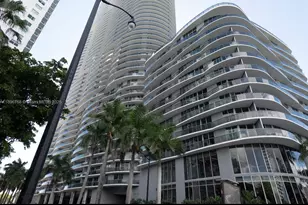 488 NE 18th St, Miami, FL 33132 - Photo 1