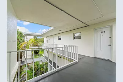 4235 North University Dr #312, Sunrise, FL 33351 - Photo 7