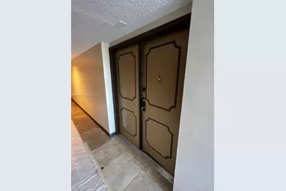 17890 W Dixie Hwy 421 Hwy #421, North Miami Beach, FL 33160 - Photo 15