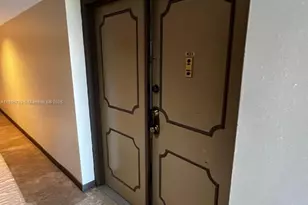 17890 W Dixie Hwy 421 Hwy, North Miami Beach, FL 33160 - Photo 15