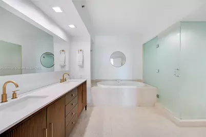 450 Alton Rd #906, Miami Beach, FL 33139 - Photo 29