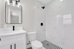 462 Muskegon Ave N, Fort Myers, FL 33905 - Photo 7