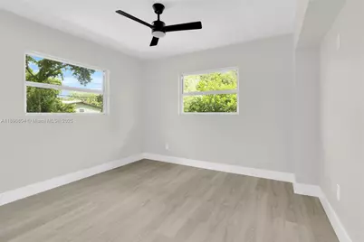 462 Muskegon Ave N, Fort Myers, FL 33905 - Photo 9