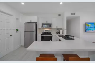 655 NE 62nd St, Miami, FL 33138 - Photo 7