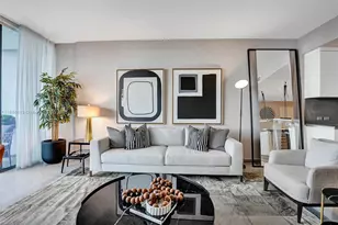 88 SW 7th St, Miami, FL 33130 - Photo 7