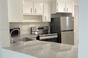 1710 NE 191st St, Miami, FL 33179 - Photo 3