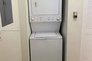 185 SE 14th Terrace, Miami, FL 33131 - Photo 7