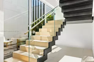 1081 W 48th St, Miami Beach, FL 33140 - Photo 13