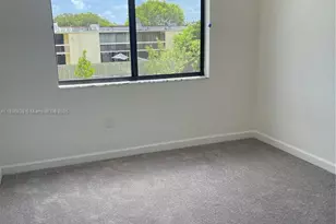 20588 NE 5th Pl, Miami, FL 33179 - Photo 17