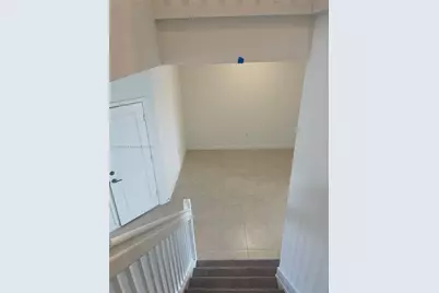 20588 NE 5th Pl #-, Miami, FL 33179 - Photo 25