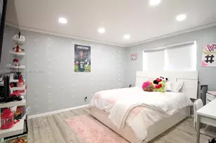 420 NE 12th Ave, Hallandale Beach, FL 33009 - Photo 13