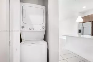 7865 NW 104th Ave, Doral, FL 33178 - Photo 19