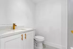 2926 NW 58th St, Miami, FL 33142 - Photo 39