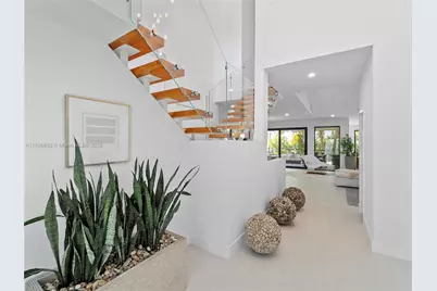 2000 S Bayshore Dr #4, Coconut Grove, FL 33133 - Photo 15