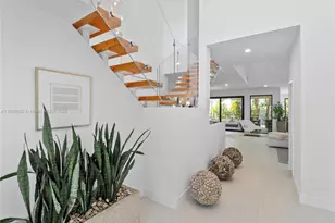 2000 S Bayshore Dr, Coconut Grove, FL 33133 - Photo 15