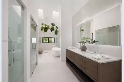 2000 S Bayshore Dr #4, Coconut Grove, FL 33133 - Photo 19